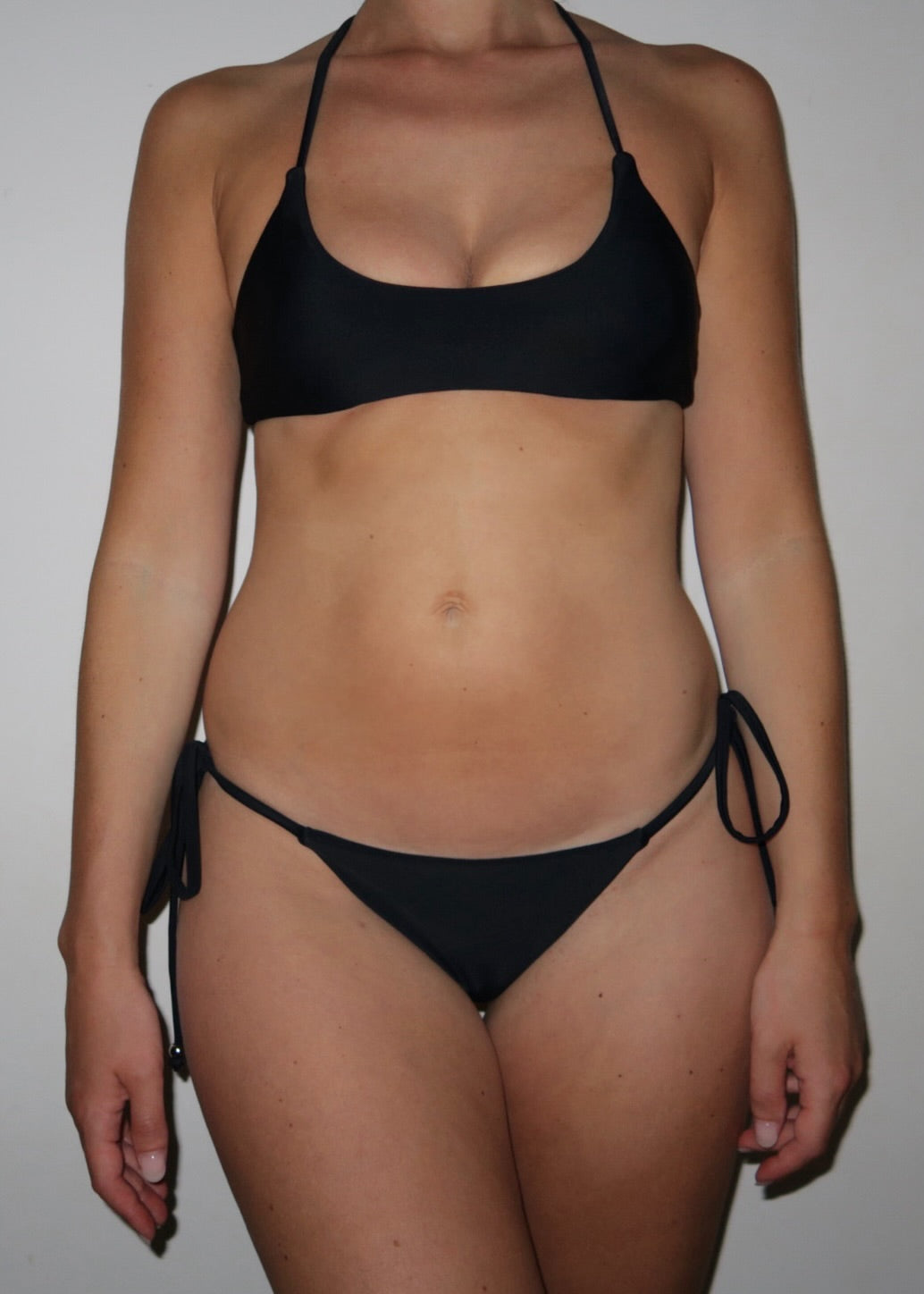 Scoop Bikini Top Black